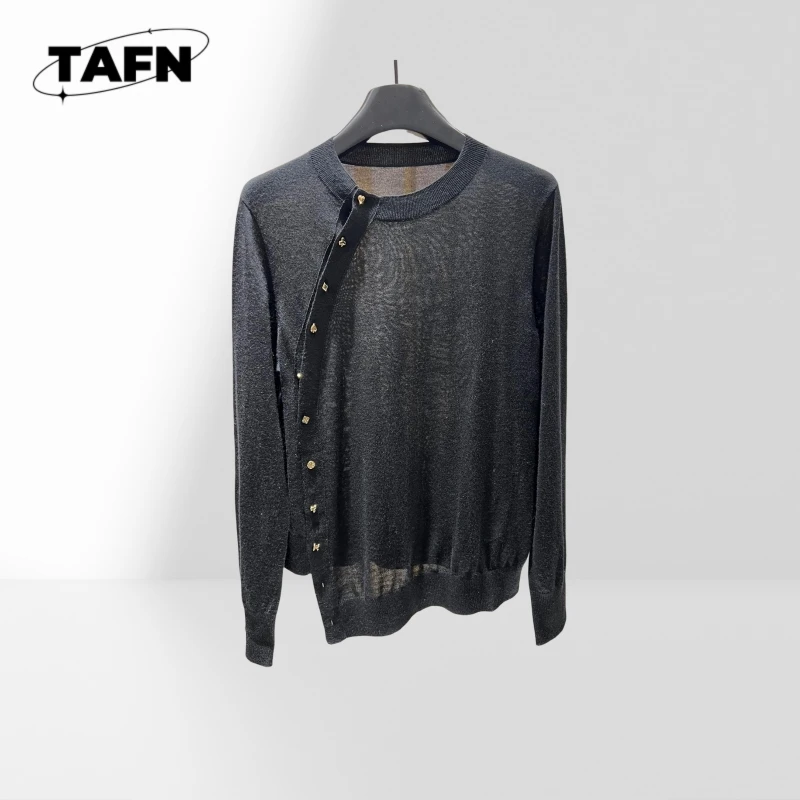 

Retro-Inspired Cashmere Cardigan – Classic Design with Modern Comfort for 2025 Elegant Design for Casual Comfort AH1509