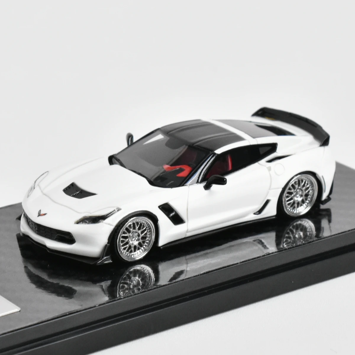 YM Model 1:64 C7 Bagged Diecast Model Car