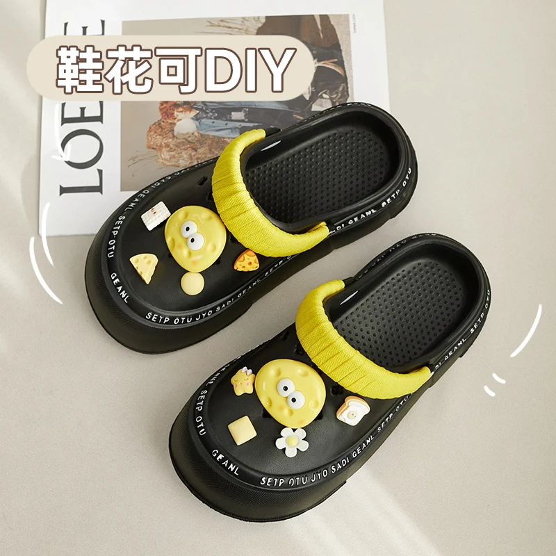 UTUNE yaz kadın peynir delik sandalet ayakkabı ile Charm DIY kalın taban yumuşak moda açık çift ayakkabı plaj tatil slaytlar