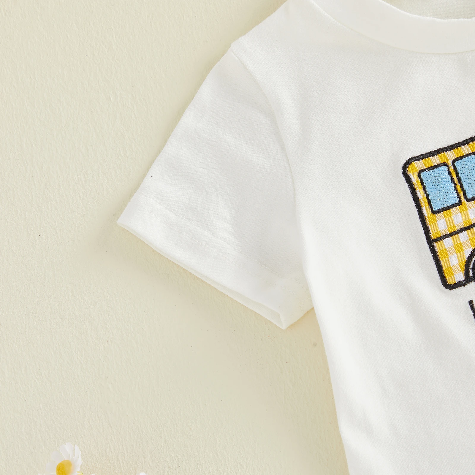 Летний комплект для маленьких мальчиков 1-6 лет: футболка с вышивкой автобуса и шорты в клетку, 2 предмета