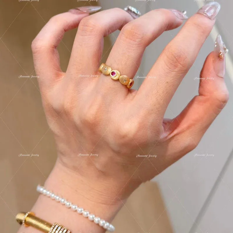 Light luxury classical retro style brushed ruby rings for women diamond inlay exquisite layering style fine ring banquet jewelry