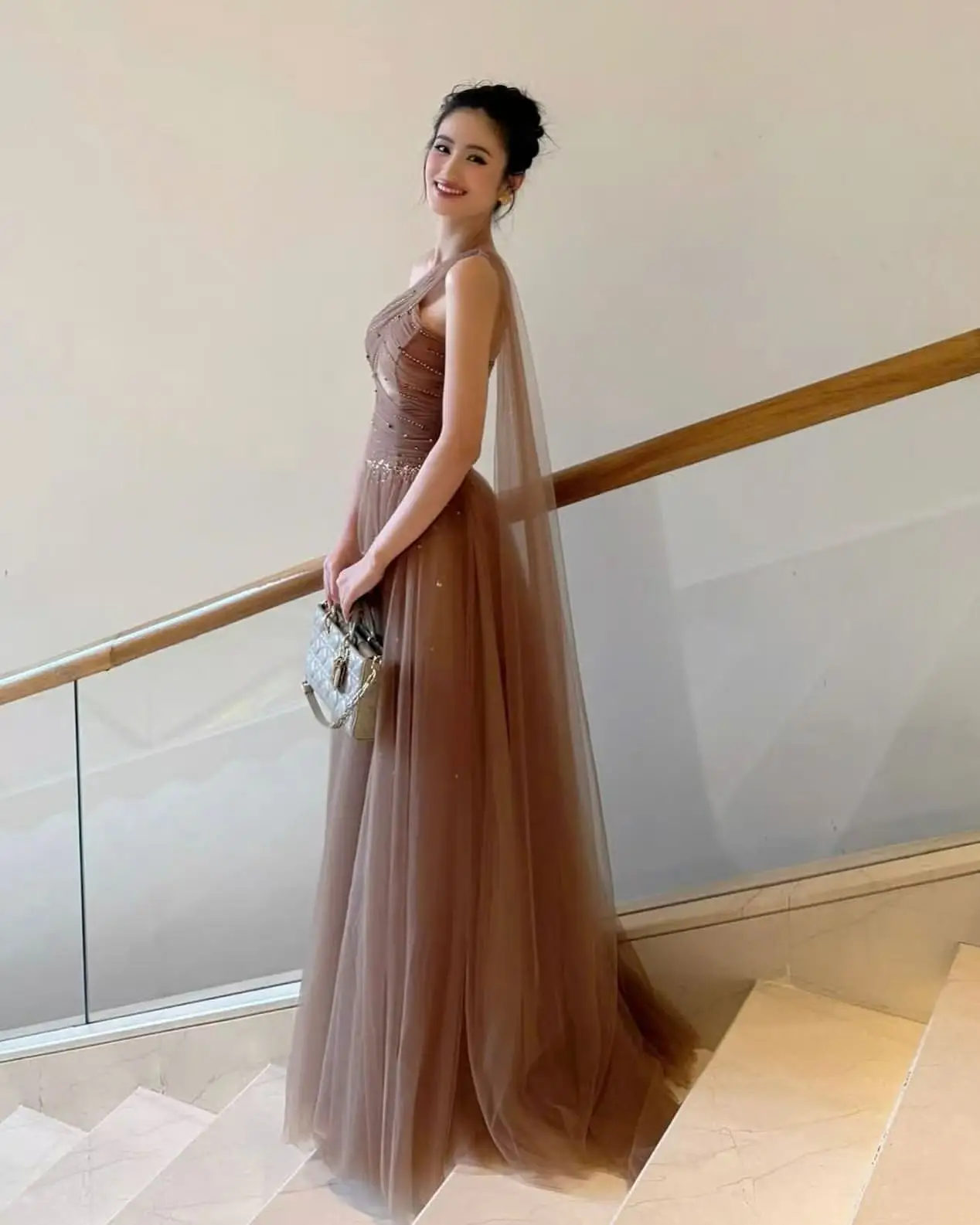 Robe de soirée asymétrique épaule dénudée, personnalisée, élégante, dubaï, ligne a, paillettes, Tulle, robe de bal élégante, sans manches, robes de soirée formelles, 2025