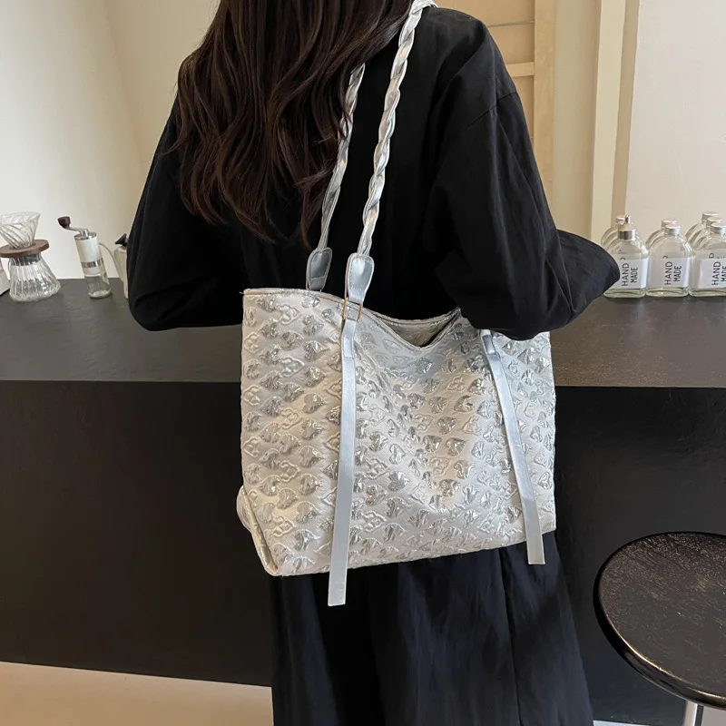 

​​2025 New Large Tote Bag for Women Fashion Commute Shoulder Bag Spacious Casual Handbag Stylish Oversized Carryall Purse