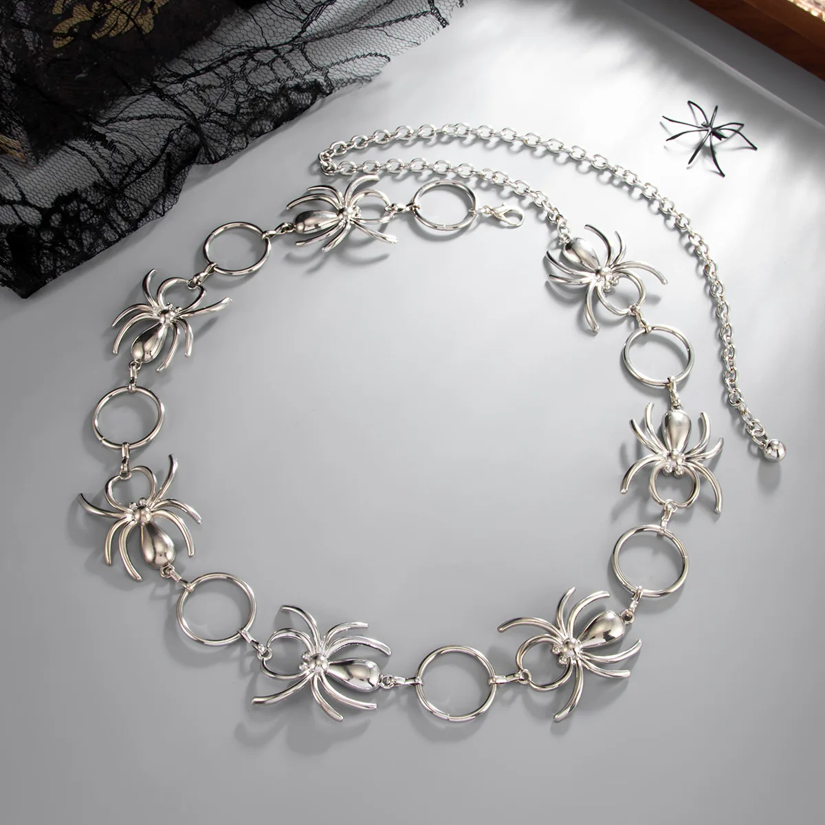 Fashion Silver Color Spider Shape Metal Chain Belt for Women Vintage Hollowed Sexy Adjustable Alloy Body Chain Jewelry Gift - view 4