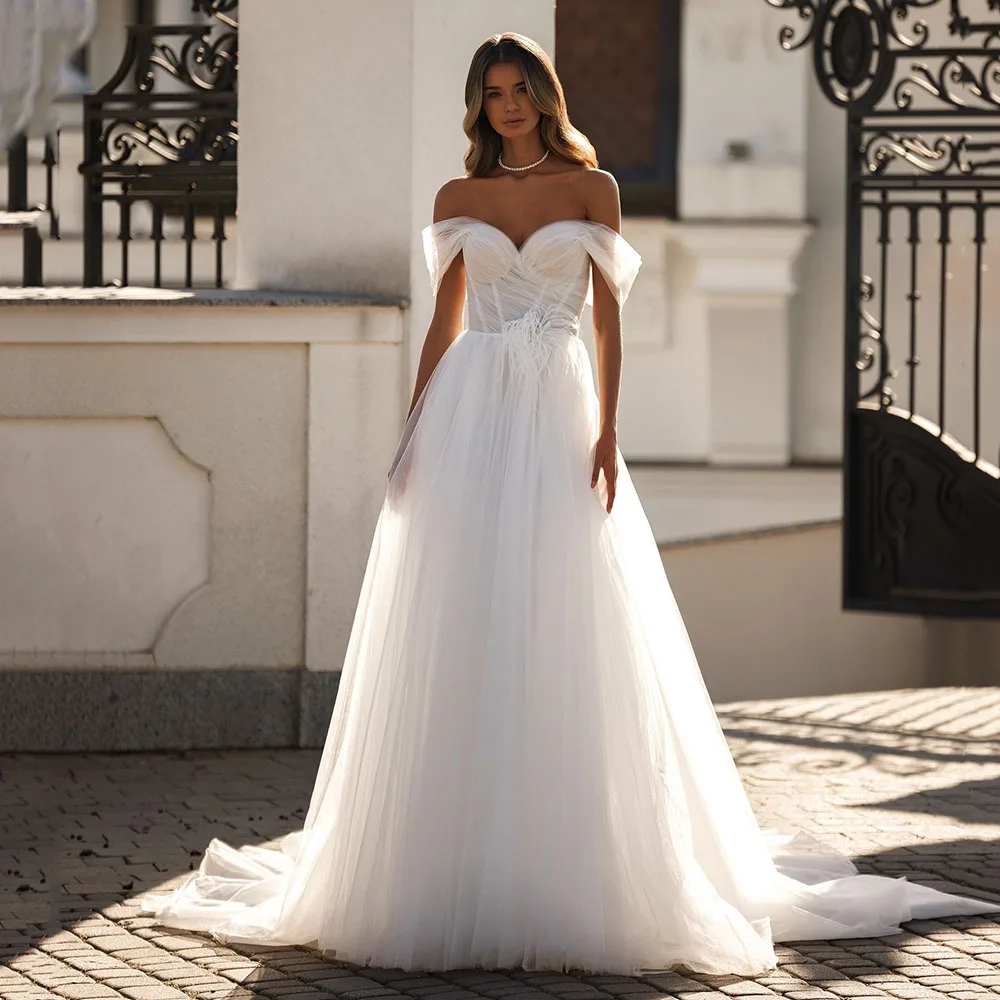 

Boho Wedding Dresses 2025 Off Shoulder Pleated Tulle Bridal Dress Women Princess Corset Feathers Flower Brides Gown Customized