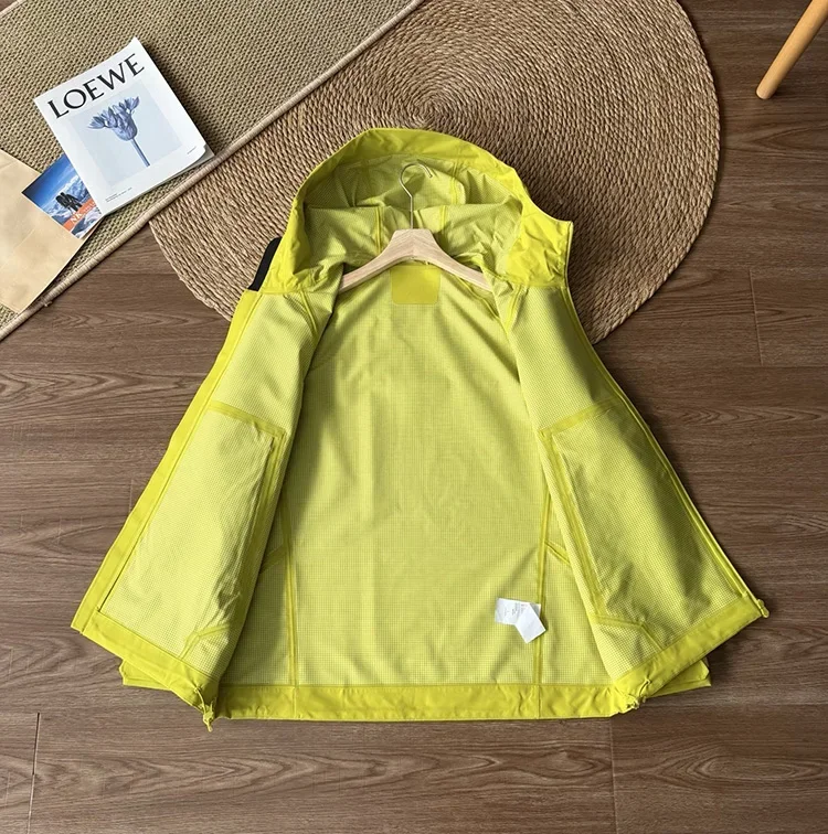Unisex Windbreaker-Jacke mit Kapuze in Unifarbe – Leichte Reißverschluss-Oberbekleidung für Herbstfahrten und Outdoor-Aktivitäten – Detail 15