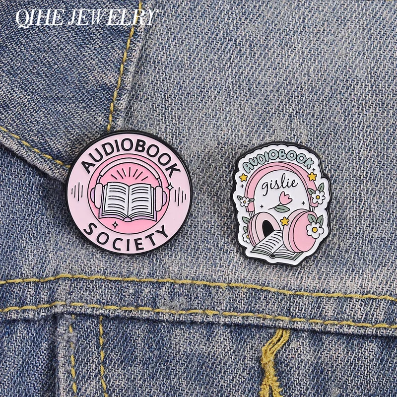 Audiobook Society Brooch Enamel Pins Pink Headset Audiobook Gislie Metal Brooches Bag Lapel Badge Jewelry Gift for Book Lover