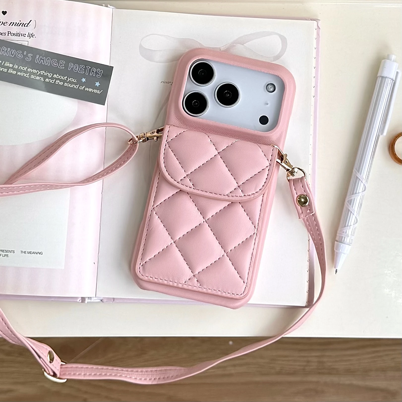 Funda de cuero tipo billetera magnética Solt con tarjetas verticales cruzadas para iPhone 17 Pro Max 16 Plus 15 14 13 funda para bolso de bolsillo con cordón largo