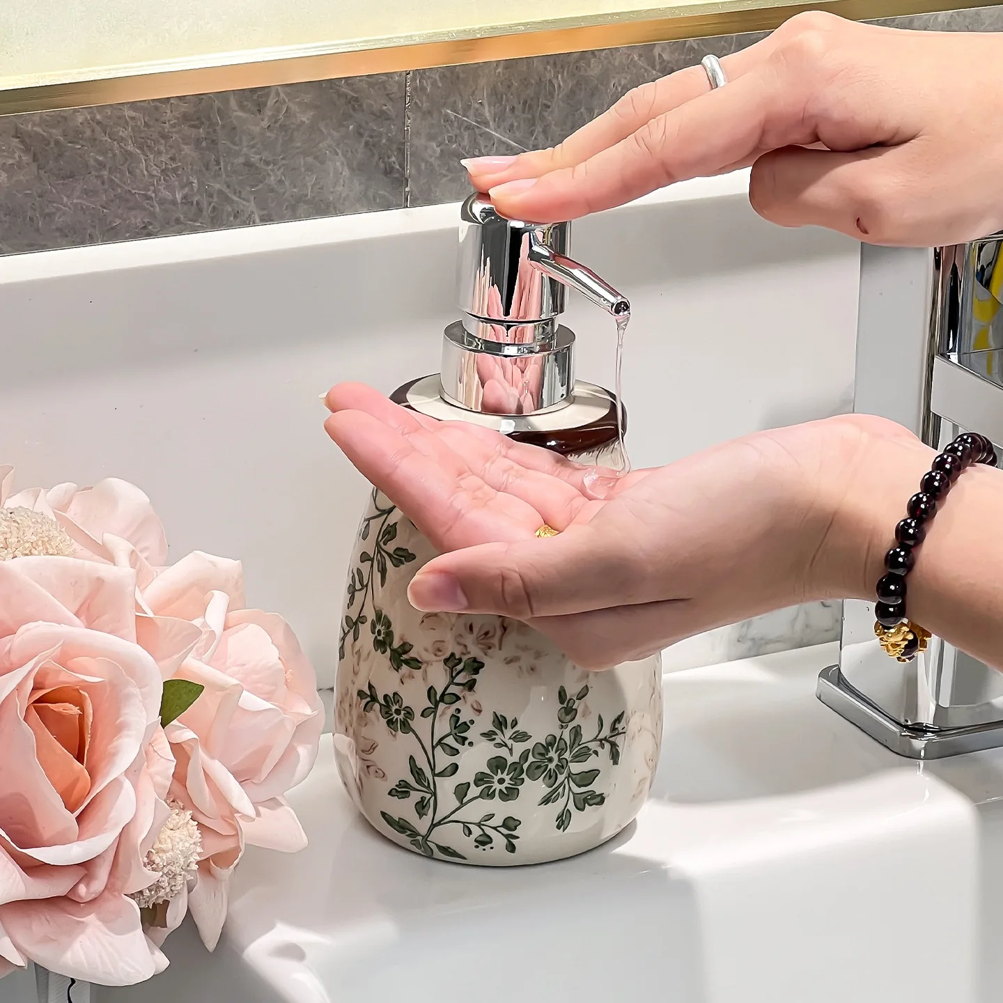 

Ceramic Soap Dispenser Modern Vintage Brown Liquid Storage Container Save Soap Creative Lotion Pump Bottle Bathroom