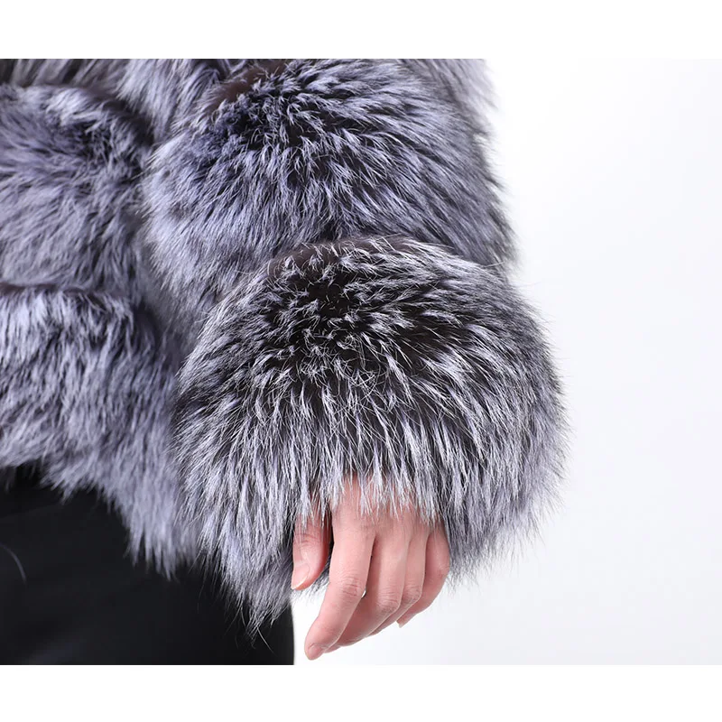 2024 MAOMAOKONG Real Fur Coat Hooded Jackets Super Hot Natural Silver Fox Women's Winter Fashion Luxury Female Clothing Vests