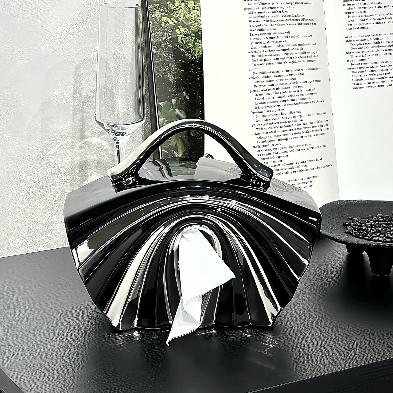 

High value light luxury ceramic handbag tissue box, living room home pumping carton design sense creative tissue storage box