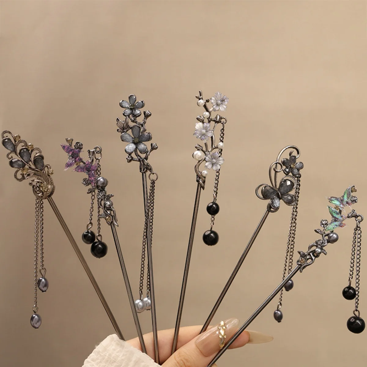 

Neo Chinese Style Hairpin For Women Elegant Exquisite Butterfly Flower Tassel Hair Stick Girls Fashion Jewelry Hair Accessories