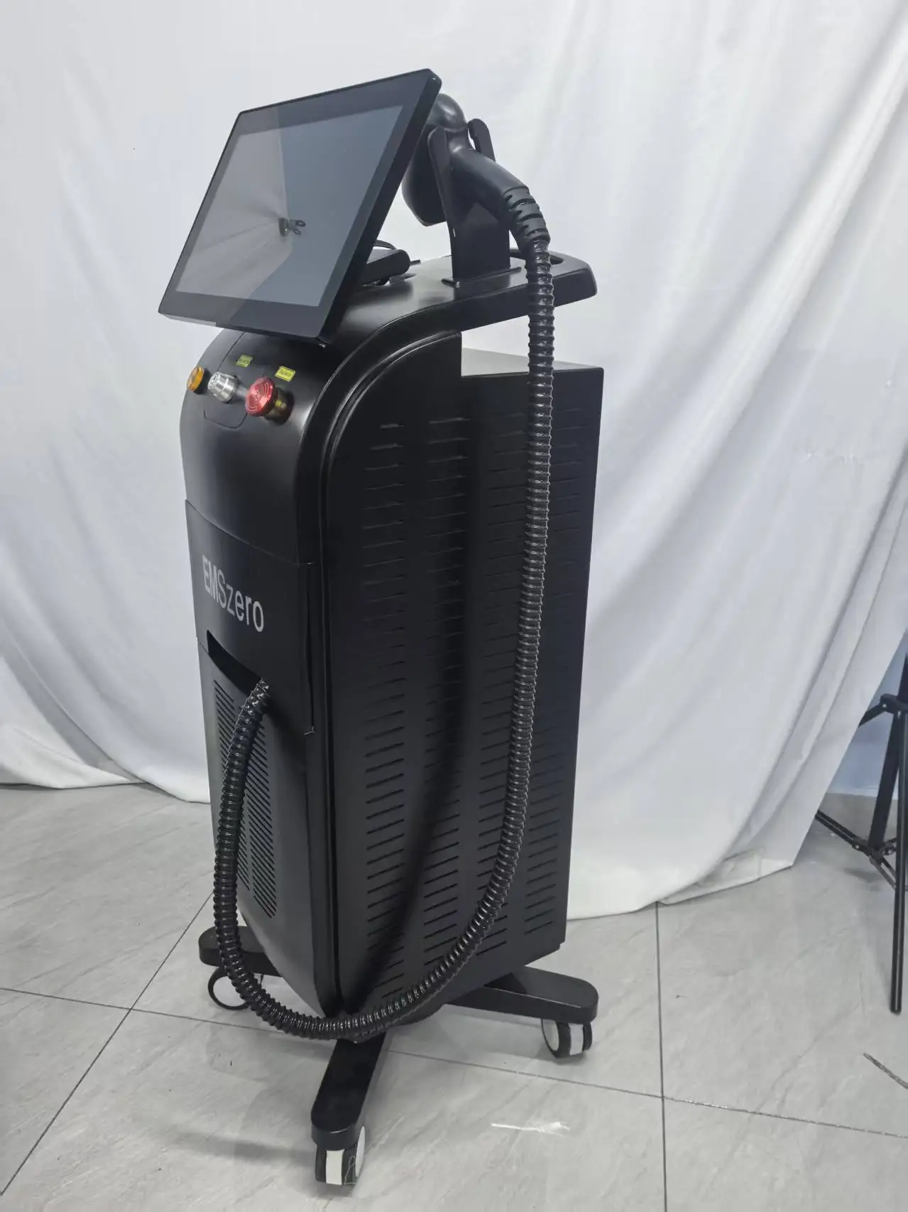 

4000W 808nm Ice Platinum Alexandrite Diode Laser Hair Removal Machine 4 Wavelength Full Body Permanent Painless Laser Epilator P