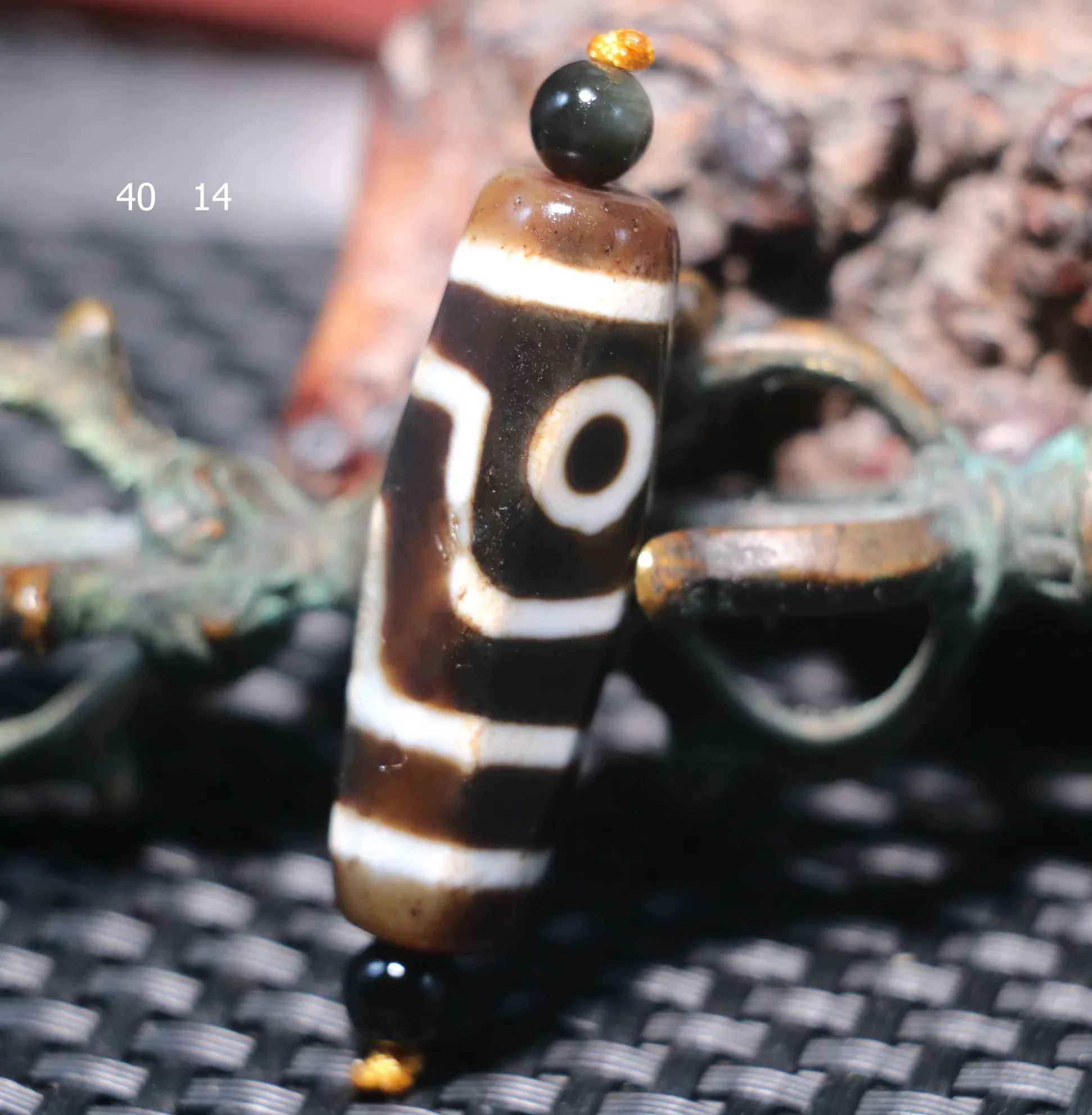 

Magic Energy Tibetan Top Old Agate Ruyi 2 Eyed Many Views dZi Bead Size Fit For Making Bracelet For Jewelry Amulet Timestown