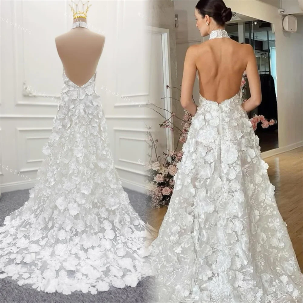 Abiti da sposa con scollo all'americana bianco personalizzato Tokyo Abiti da sposa senza maniche con strascico di corte senza schienale Abiti da sposa a trapezio con fiori
