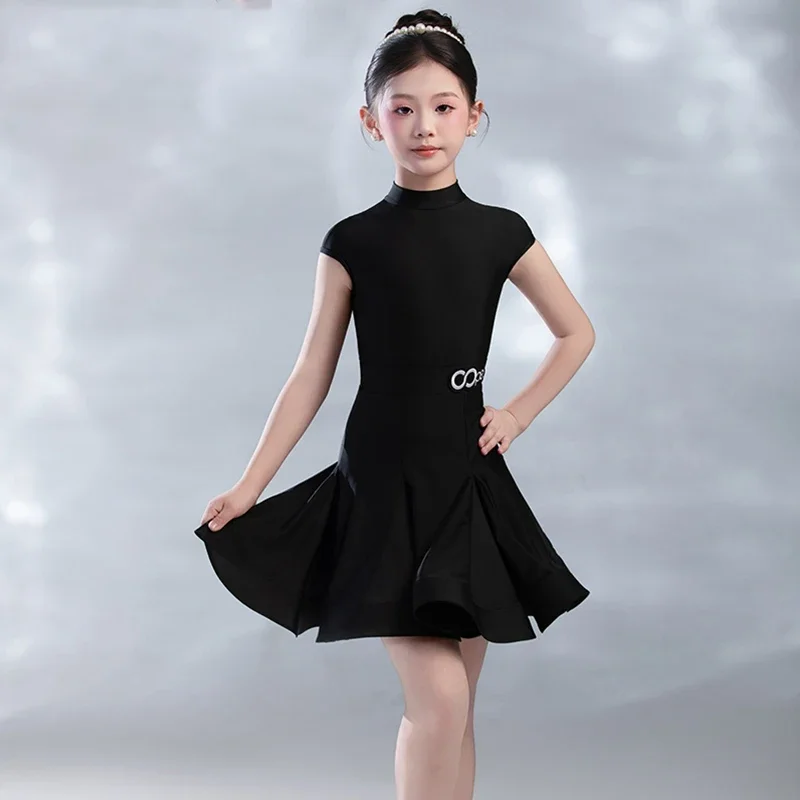 Costume da ballo latino per ragazza Abiti da spettacolo 8 colori Maniche corte Body Top Gonna Set Abbigliamento da competizione per tango per bambini XH2893