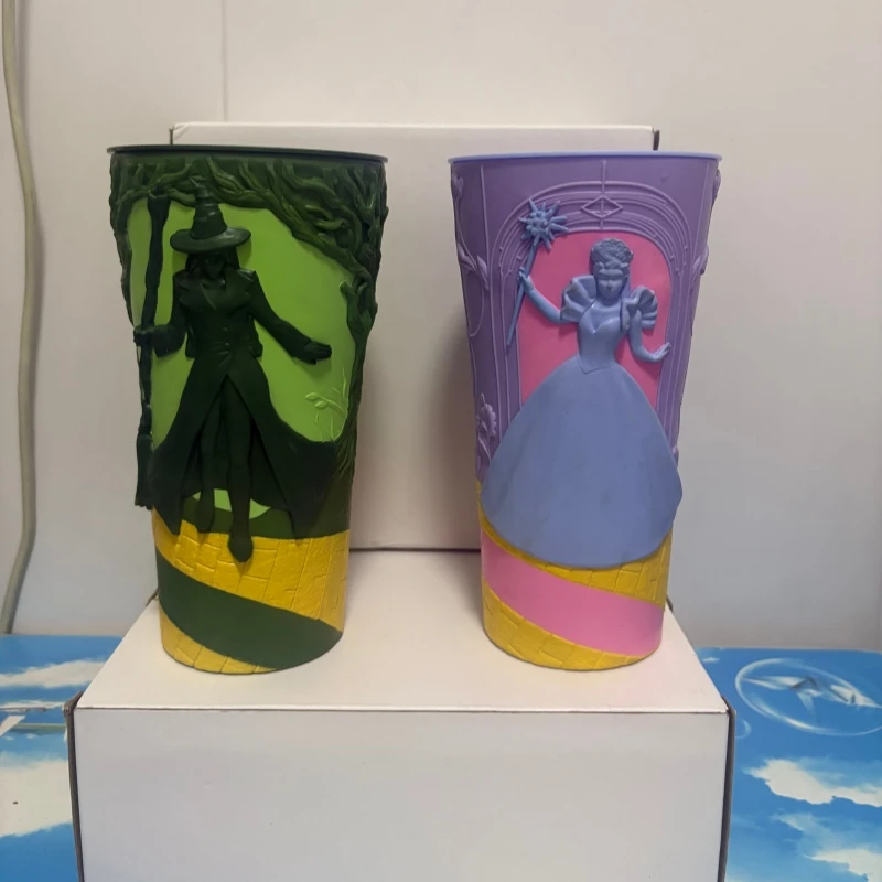 

Wicked Themed No-Lid Water Cup - Genuine Loose Goods Merchandise With Possible Imperfections, Decoration, Not For Perfectionists