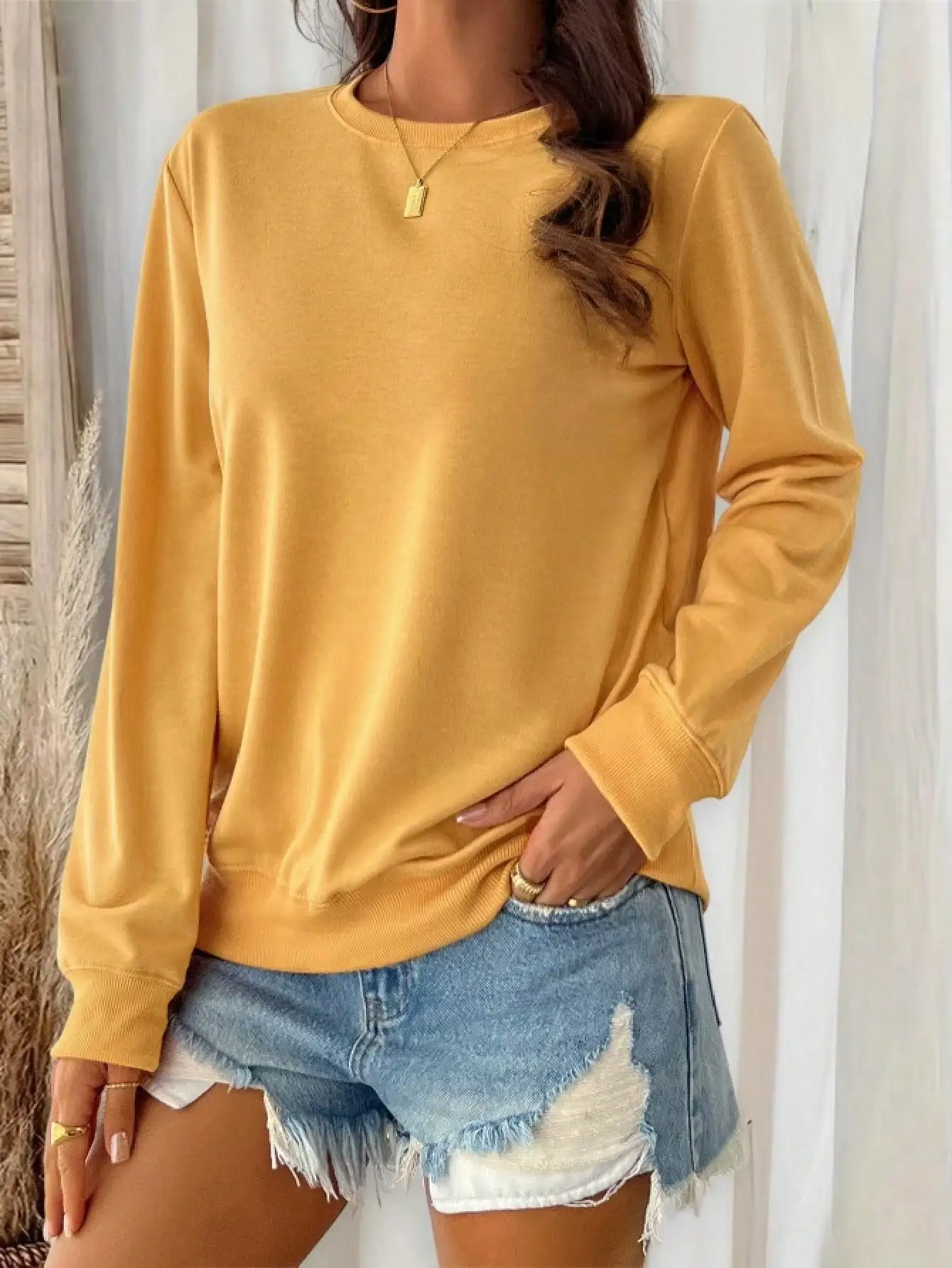 심플한 라운드넥 긴팔 캐주얼 얇은 풀오버 스웨트셔츠