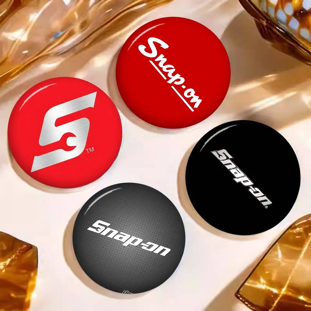 Tool Brand S-Snap-On 58mm Cute Anime Figure Icon Badge Handmade Tinplate Brooch for Backpack Clothes Chest Ornament Gifts