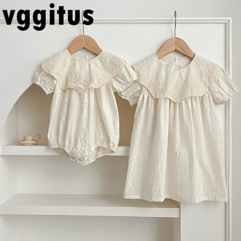 جديد الصيف الطفل شقيقة مطابقة يبدو التطريز بودسوت/ بدلة الجسم المصنوعة من الدانتيل كبير التلبيب قصيرة الأكمام التوائم الفتيات فساتين الأميرة HB043