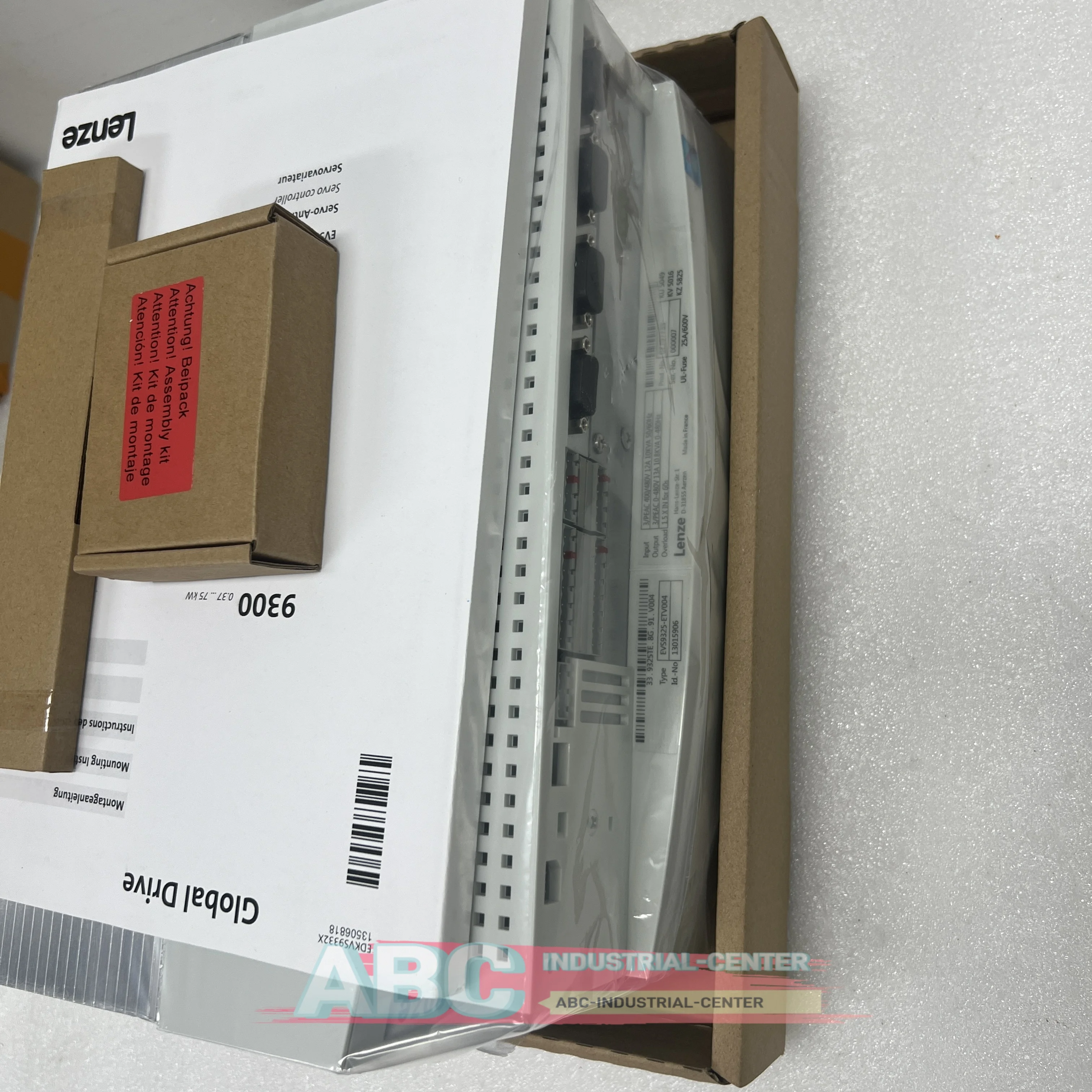 EVS9325-EIV907 novo conversor de frequência EVS9325-EIV004 EVF9325-EVV004