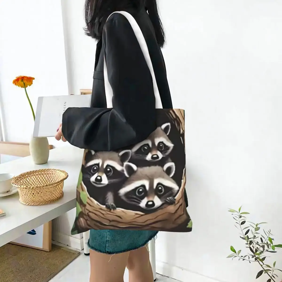 กระเป๋าช้อปปิ้งลายแรคคูนตลกๆ กระเป๋าผ้าแคนวาสแบบใช้ซ้ำได้สำหรับสาวๆ กระเป๋าสะพายไหล่ กระเป๋าถือสำหรับเดินทาง