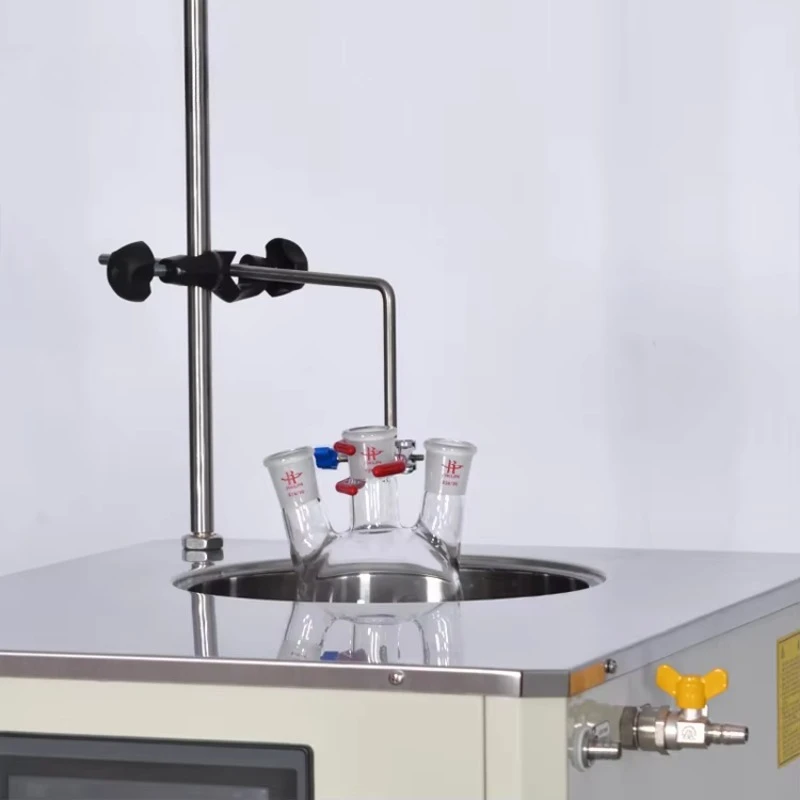 

Laboratory Water Bath Circulating Device - Temperature - Controlled, Refrigerated