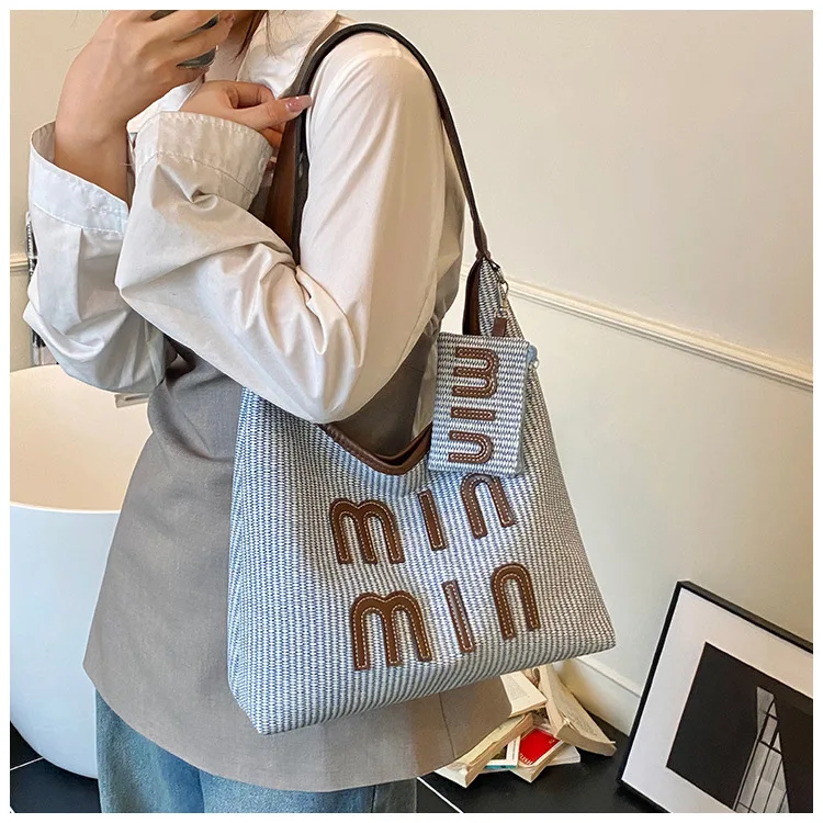 

Casual Retro Fashion Bag 2025 - Women's Personalized Aesthetic, Crossbody/Tote/Single-Shoulder Versatile