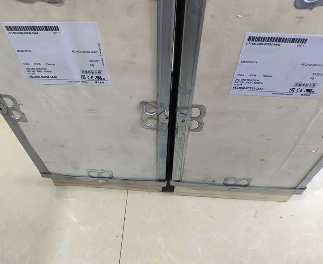 Brand new 6SL3000-0CE32-3AA0 6SL3000-0CE33-3AA0 6SL3000-0CE36-3AA0 6SL3000-0CE35-1AA0 Warrently One-year