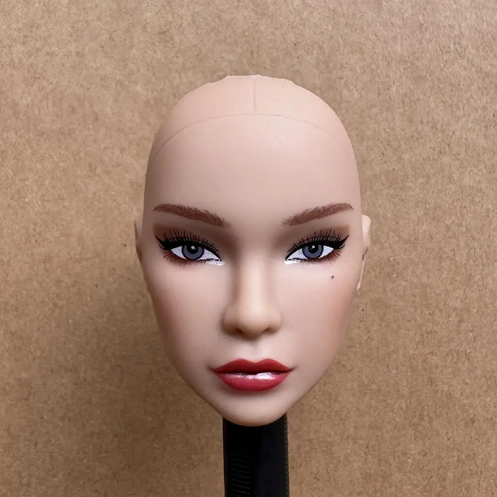 1/6 Maßstab Modellpuppenköpfe mit Maulwurfdetail, mehrfarbige Haaroptionen, braune, weiße, beige Hauttöne für Puppenbau-Sammlerstücke – Detail 8