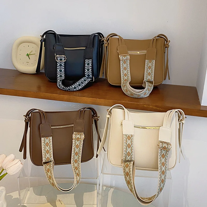 

Bag for Women, Retro and Stylish, Versatile Small Tote, 2025 New Handbag, Fashionable and Niche, Retro and Contrasting Colors