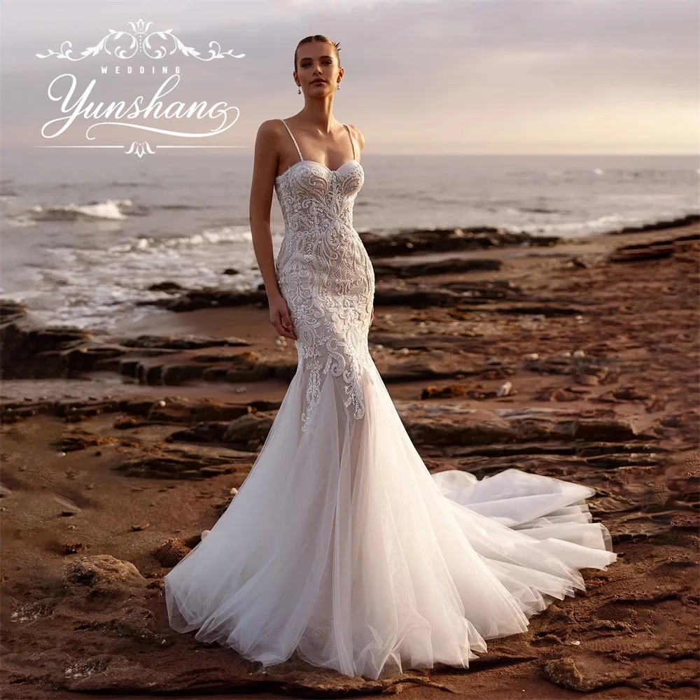 YunShang Maßgeschneidertes herzförmiges Spaghettiträger-Meerjungfrau-Hochzeitskleid, rückenfrei, Spitze, Stickerei, Applikationen, Tüll, Pailletten, Luxus