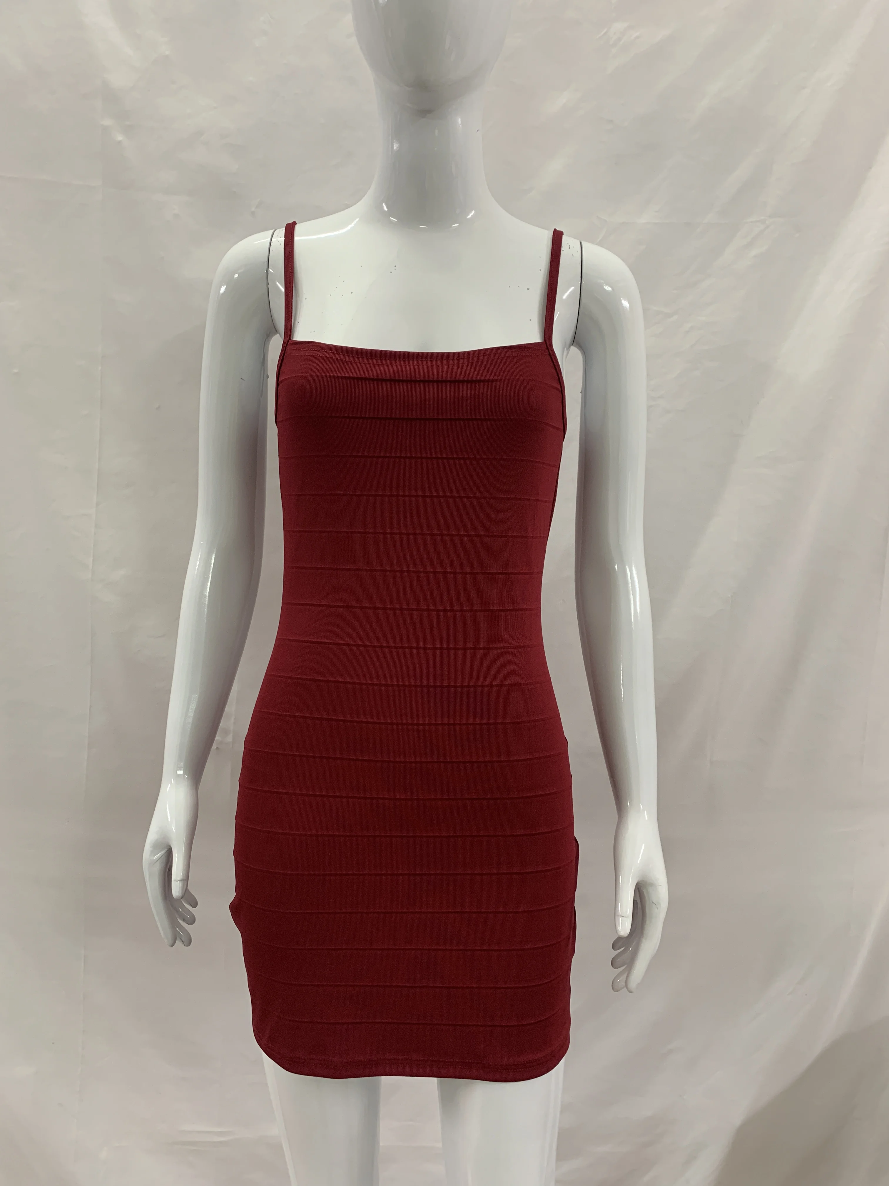 Y2K Spice Girl Sexy Figurbetontes Trägerkleid für Damen mit Bandage-Design und Taillenschnürung, kurzer Hüftrock im Spice Girl-Stil. – Detail 8