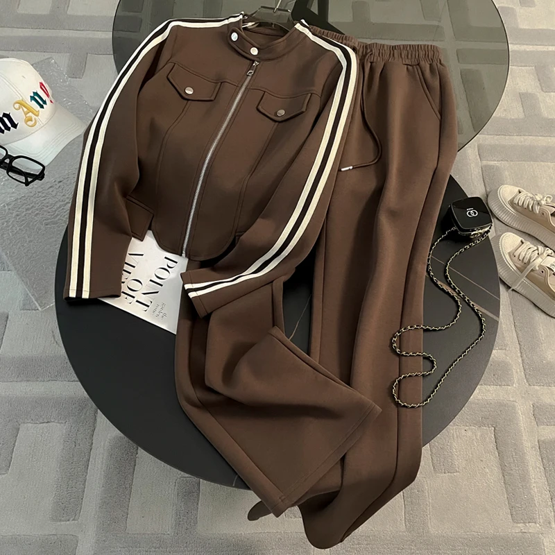 

Fashionable Sportswear Set Women's Autumn Winter Striped Jacket Sweatshirt Wide Leg Pants Two Piece Set Elegant Casual Style