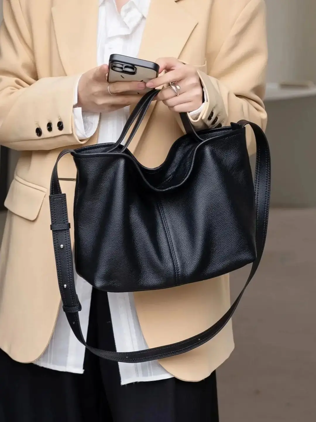 

Genuine Grade Leather Women's Shoulder Crossbody Purse Bags Luxury Designer Brand Female Handbag Soft Cowhide Tote Bag for Woman