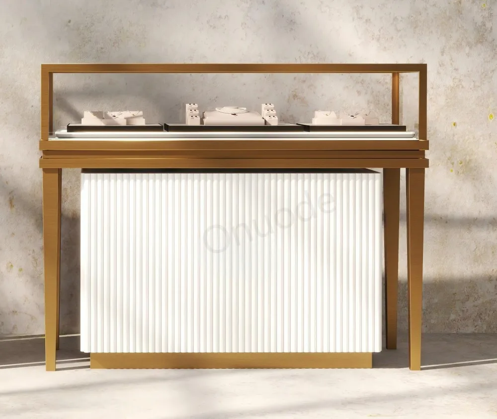 Custom.High-End Jewelry Store Custom Design with Glass Display case Cabinet and Wooden Showcase Furniture for Retail Chains