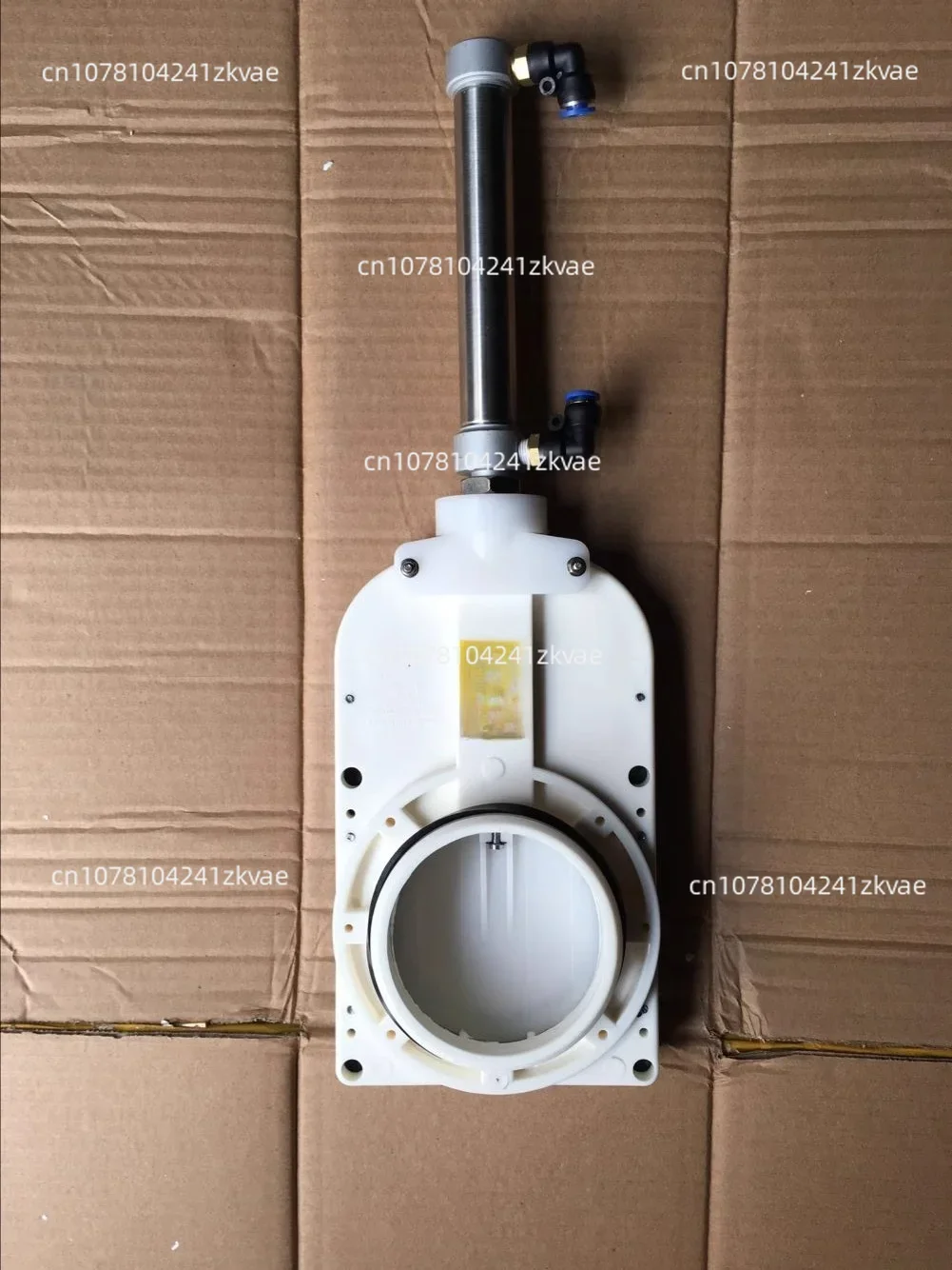 

Bus bathroom sewage valve L3576877-6,20 * 8