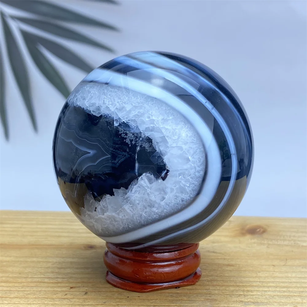 

Natural Mineral Black Agate Crystal Polished Energy Sphere To Ward Off Evil Spirits Feng Shui Ornaments Home Decoration Gifts