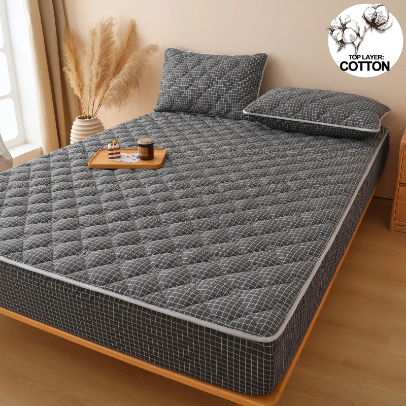 Premium Plaid Style Mattress Protector - Mattress Cover & Breathable Quilted- Antimicrobial, Noise-Free & Hypoallergenic