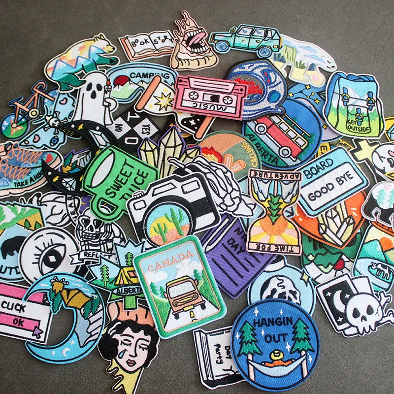 50 Pcs a Lot Mixed Cartoon Patches For Clothes Iron on Badges Thermoadhesive Green Stripes DIY Stickers for Jackets Appliques