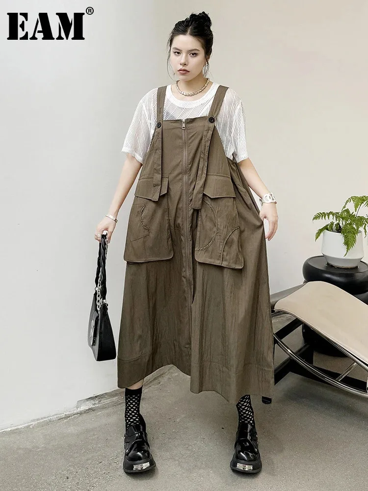 [EAM] Women Khaki Pocket Big Size Long Casual Strap Dress New Square Collar Sleeveless Fashion Tide Spring Autumn 2024 1DH6457