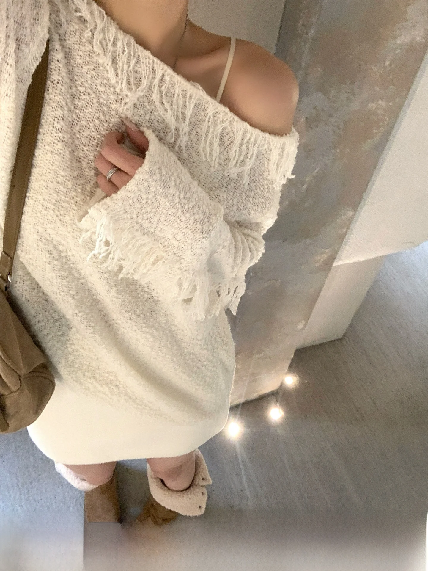 

GV Big Brother Early Spring See-tough 55 Wool Heavy Work Fringe Loose Feel Top Women's Faion Casual Sle Knitted Sweater