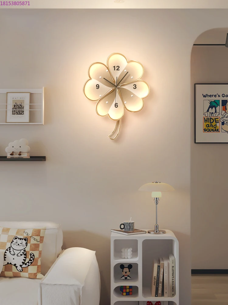 

Clover clock decorative painting living room TV background wall cream wind