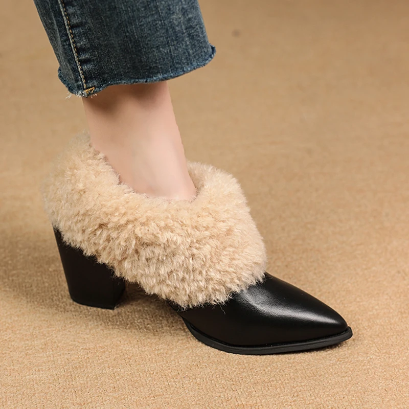 

Зимние женские ботинки на высоком каблуке, модные плюшевые ботильоны с острым носком на блочном каблуке, теплые ботильоны из флиса, обувь «Челси»