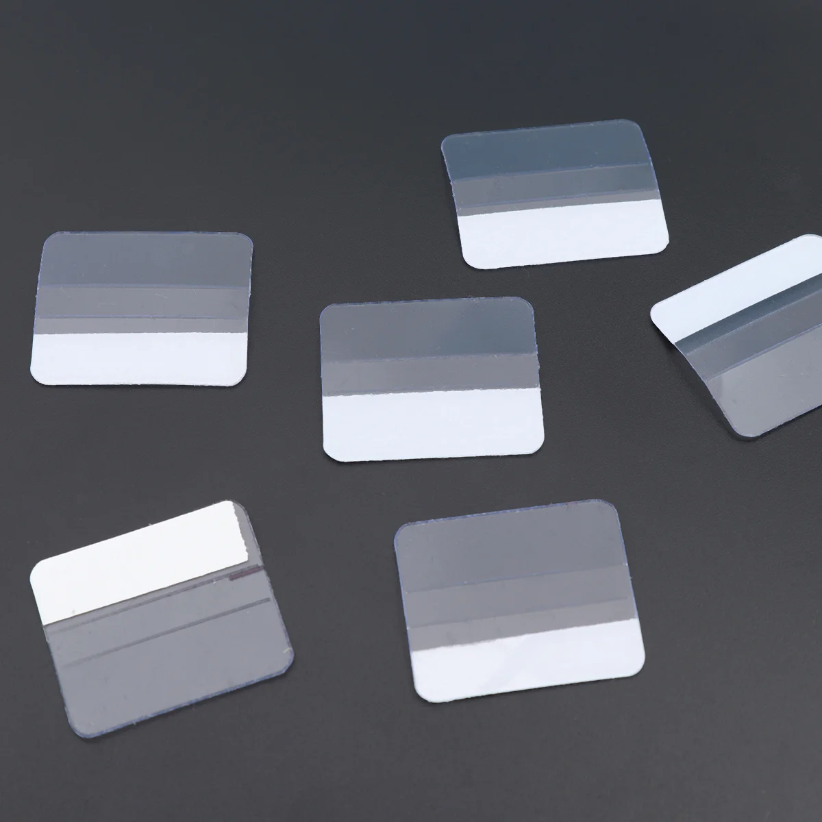 

100Pcs Plastic Jewelry Hooks Transparent Earring Stud Holders for Display Cards Necklaces Hairpins Home Storage Display