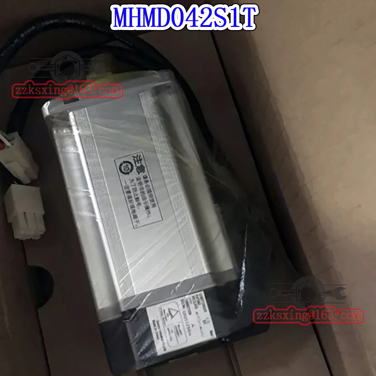 العلامة التجارية الجديدة MHMD042S1T الأصلية في صندوق محرك سيرفو يعمل بالتيار المتردد التسليم السريع