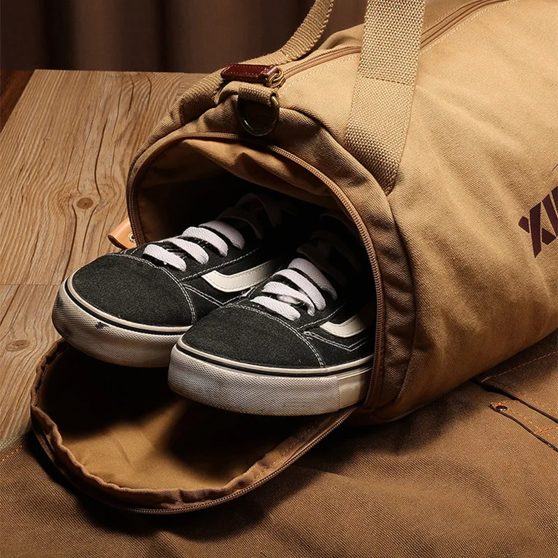 2023 Male Large Capacity Canvas Travel Bags Men Fitness Sports Training Handbag With Shoes Pocket Black Khaki Shoulder Bag XA32M