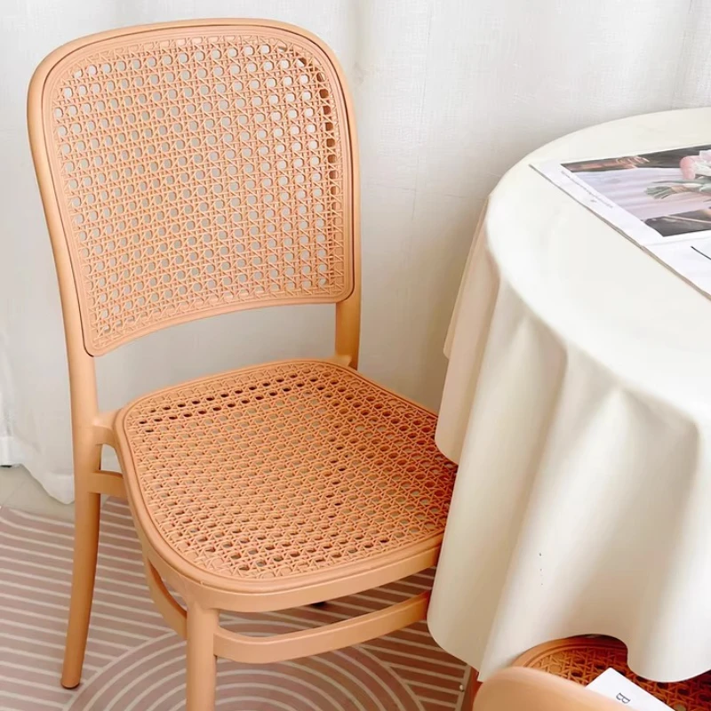 Modern Wicker Dining Chairs Thick Plastic Rattan Mid-Century Woodlike Backrest Side Chairs for Cafe Home Decor