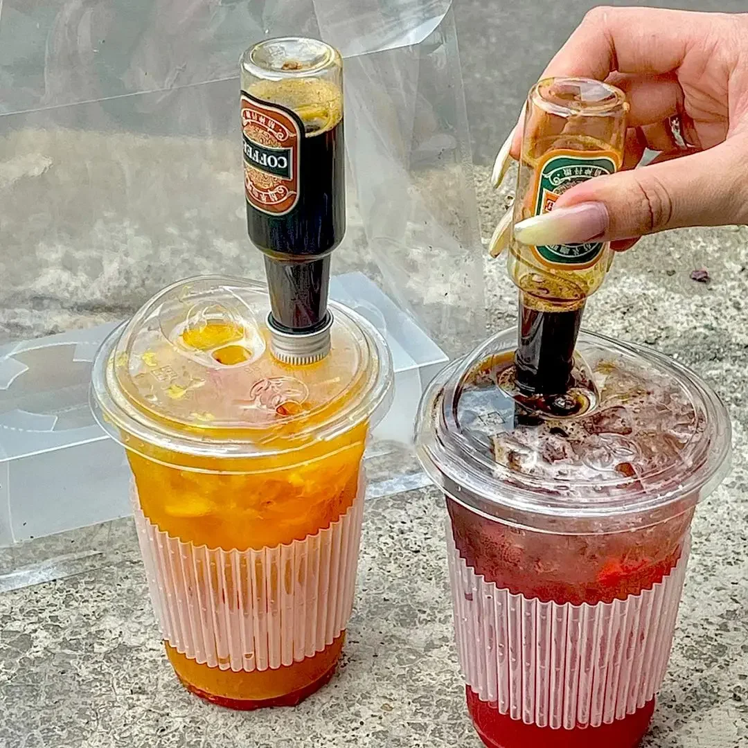 

20pcs 98 Caliber Disposable Coffee Cup Double Hole Lid Small Wine Bottle Transparent Milk Tea Cup Takeaway Juice Cups with Lids