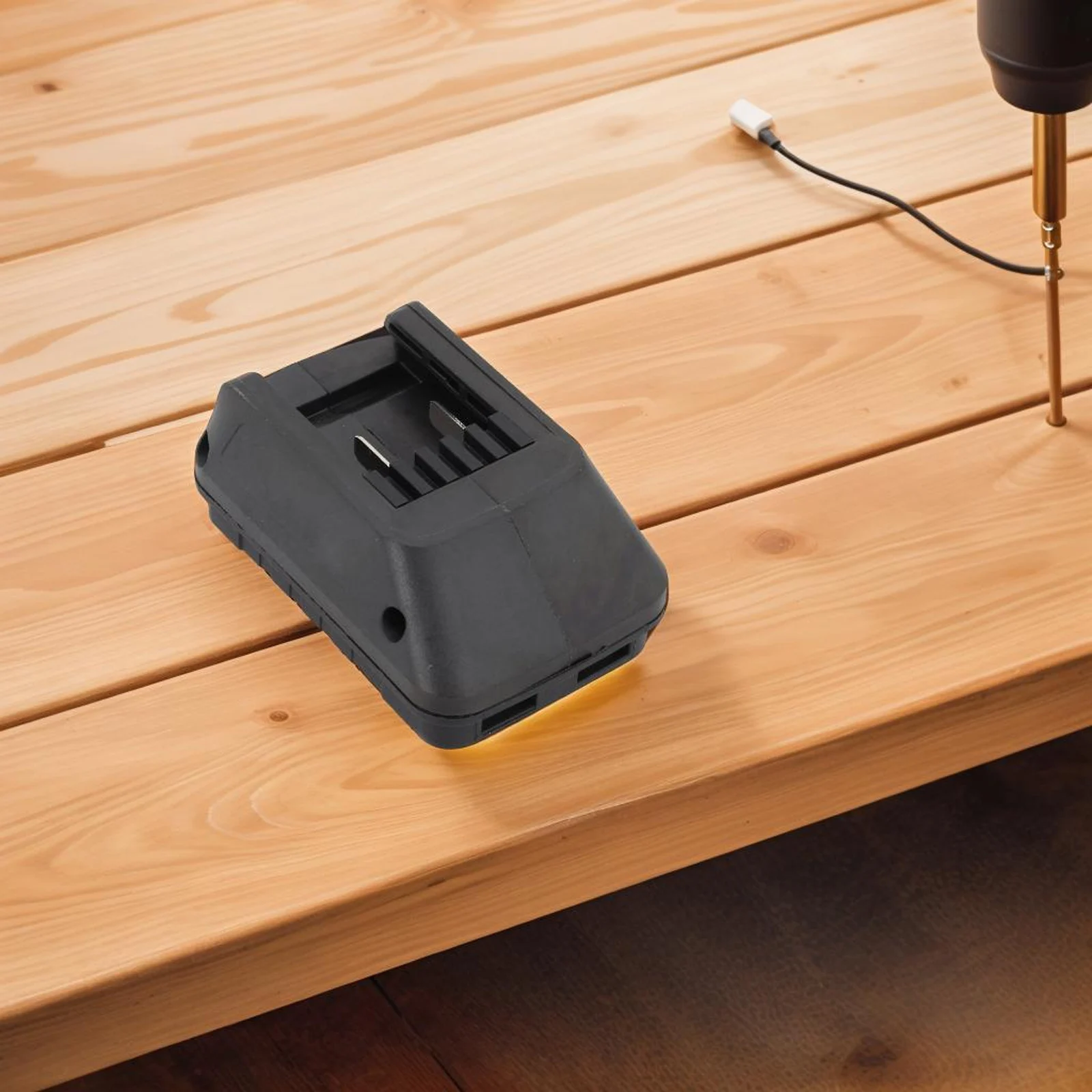 

20V Battery Adapter LED Work Light Outdoor Work High-voltage Protection Lightweight Material Over-current Protection